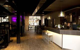 Moderne Bar, Innenausbau